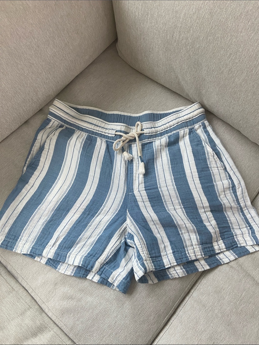Old Navy Blue and White Striped Drawstring Linen Like Women's Shorts